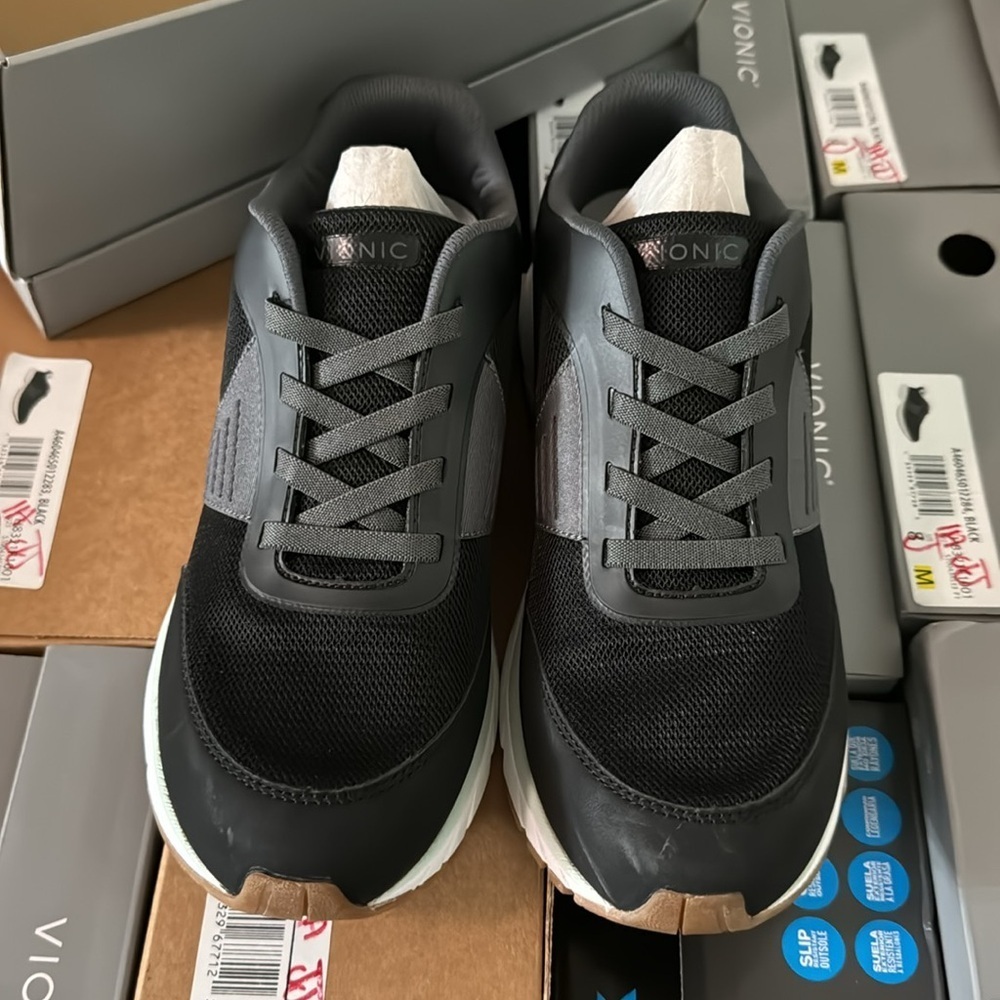 Vionic Women's Seville Sneakers - Picture 4 of 7